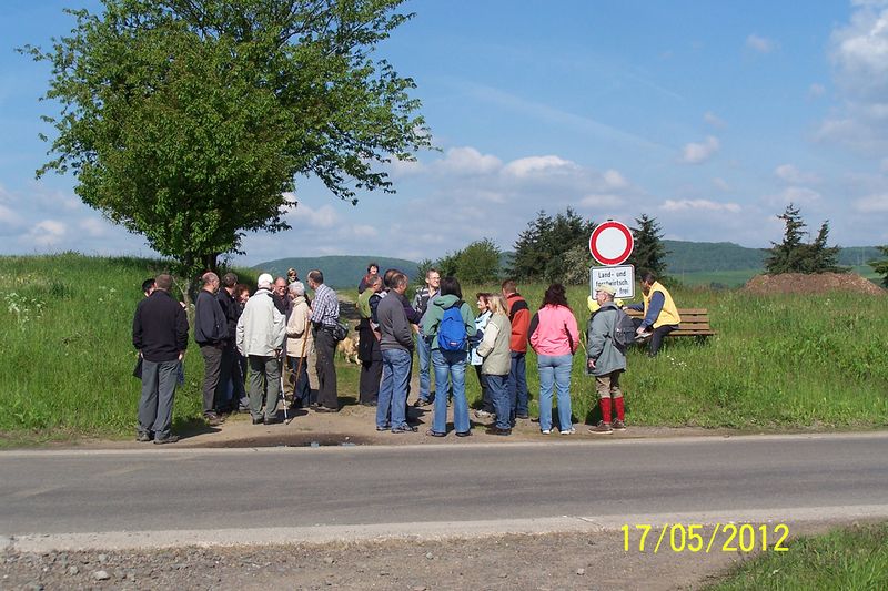 Datei:2012-Gemarkungswanderung 12.jpg