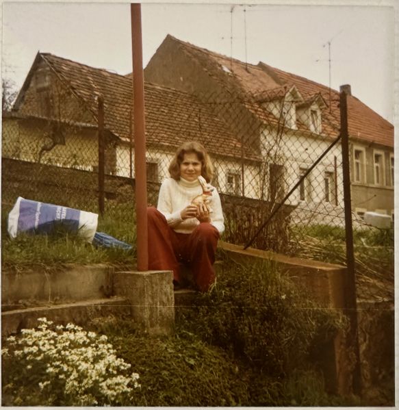 Datei:Bettina Hennchen.jpeg