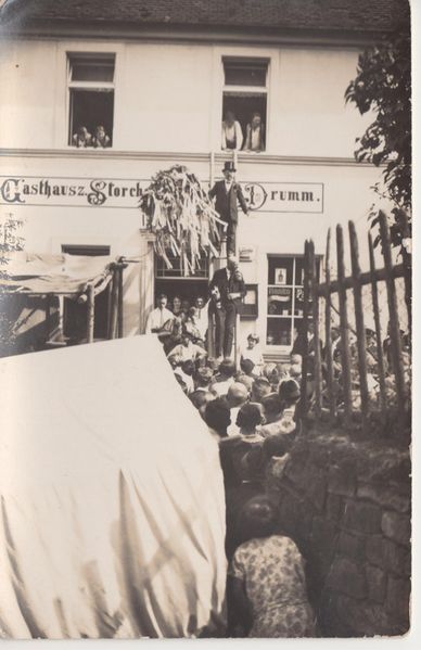 Datei:Kerwe 1929 Gasthaus.jpg